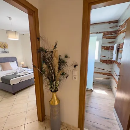 Holiday home Katsanikos House *