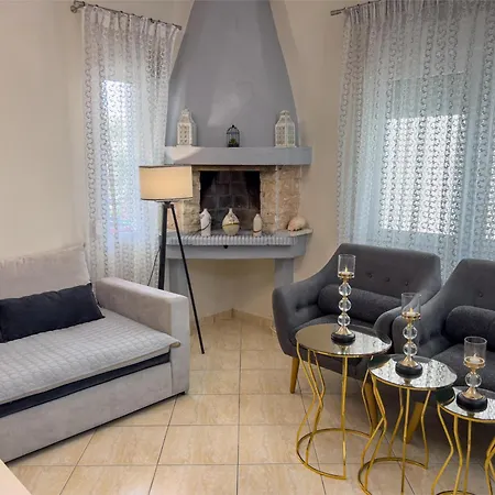 Katsanikos House Case de vacanță