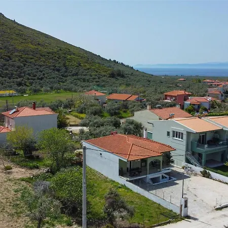 Holiday home Katsanikos House *