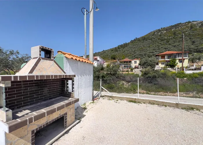 Katsanikos House بيت للعطل