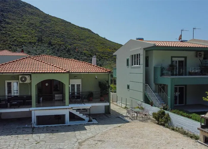 Katsanikos House بيت للعطل