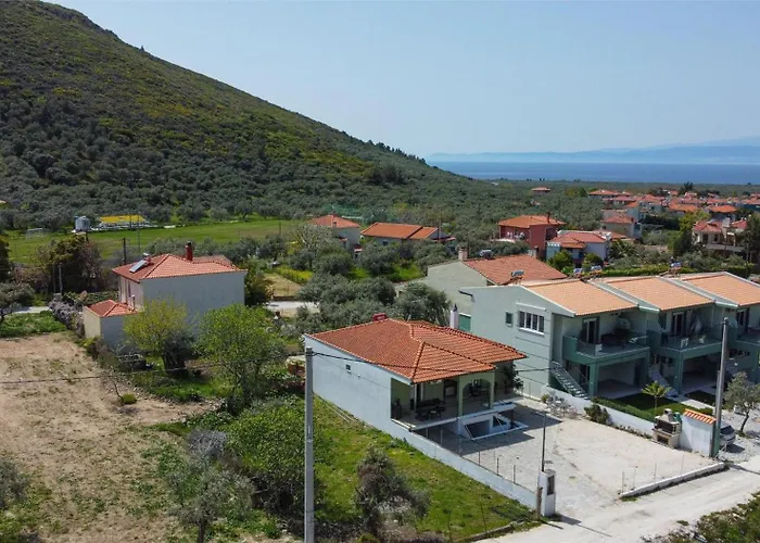 بيت للعطل Katsanikos House *